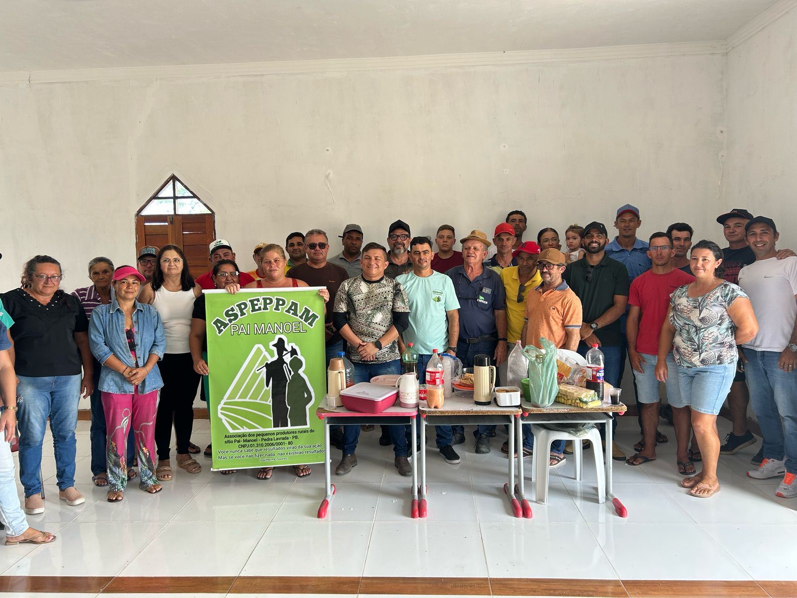 Projeto ambiental distribui 327 mudas de Cumaru para associações em Pedra Lavrada