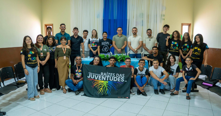 Pedra Lavrada marca presença no Encontro Estadual \"Raízes das Juventudes\" em Cubati