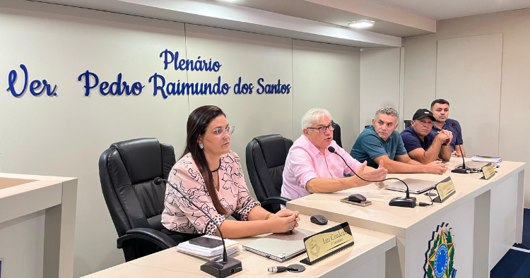 Tota Guedes se reúne com pais de alunos da comunidade Tanquinhos para tratar sobre transporte escolar